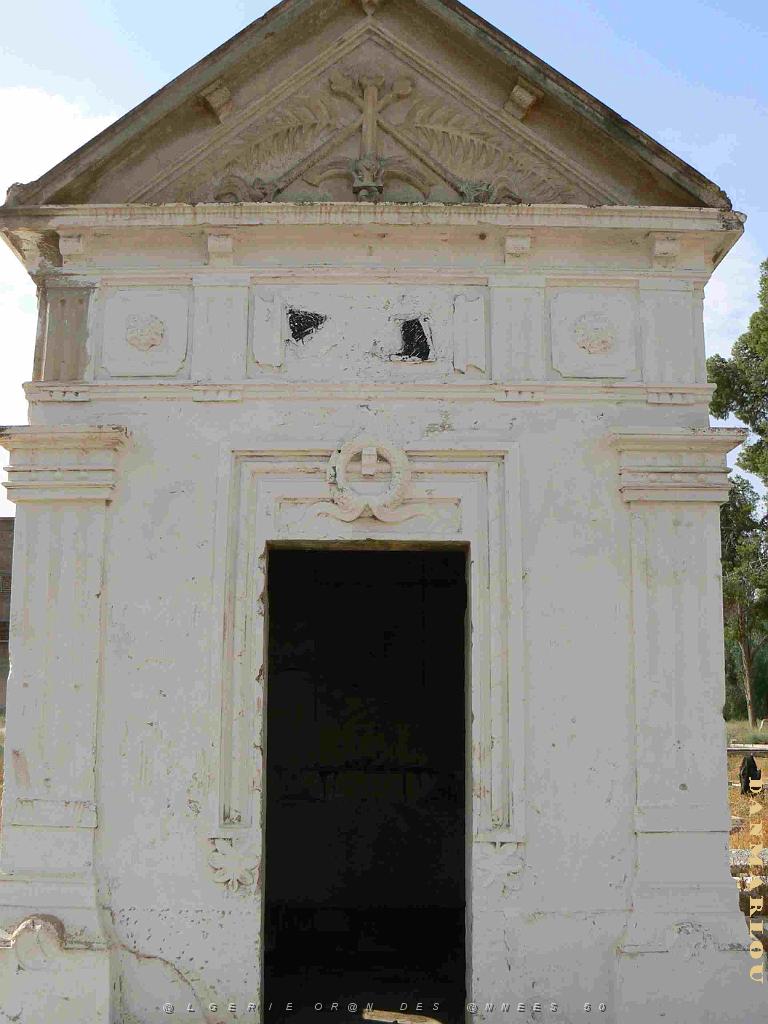 RELIZANE 2009 le cimetiere  (23).jpg